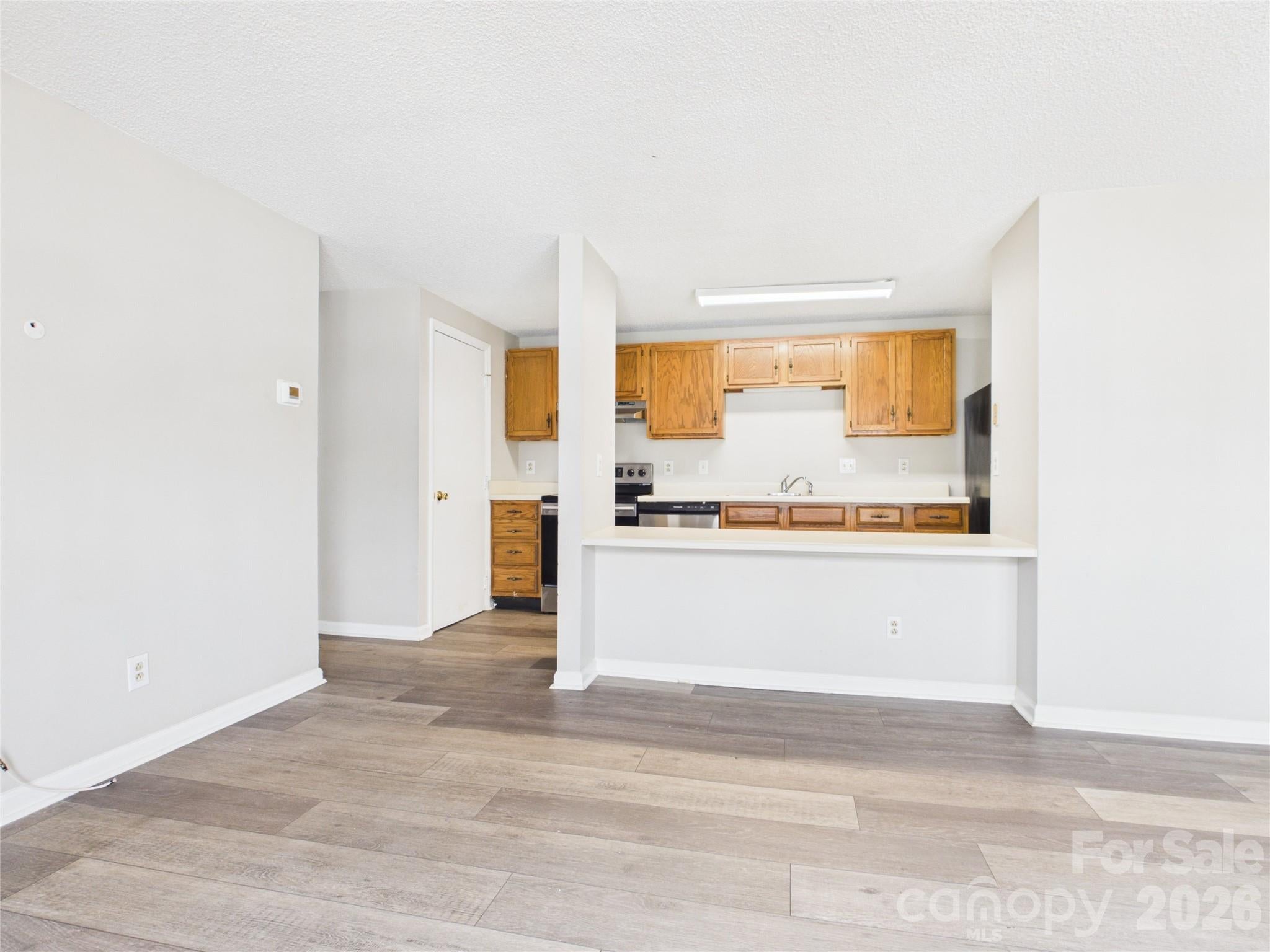9511 Shannon Green Drive APT E