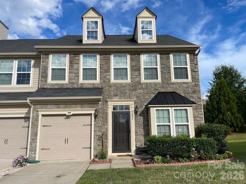 Photo of 9607 Springholm Drive, Charlotte, NC 28278 (MLS # 4424674)