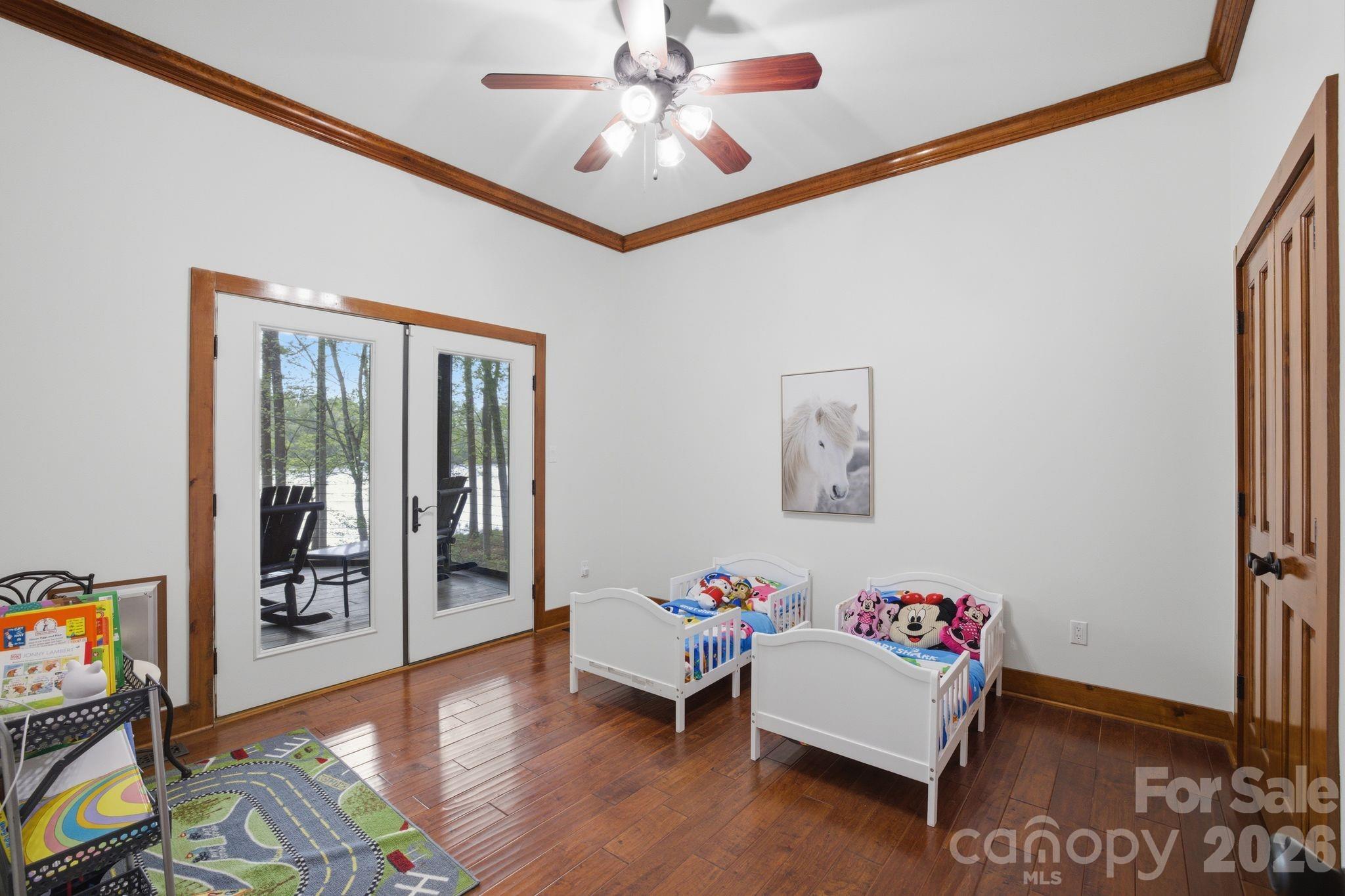 Sunset Pointe - Residential