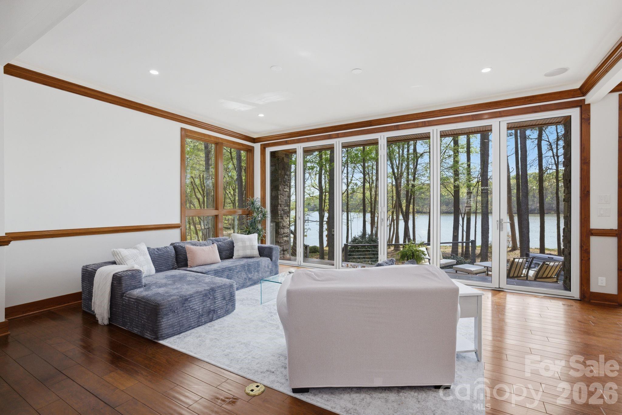 Sunset Pointe - Residential