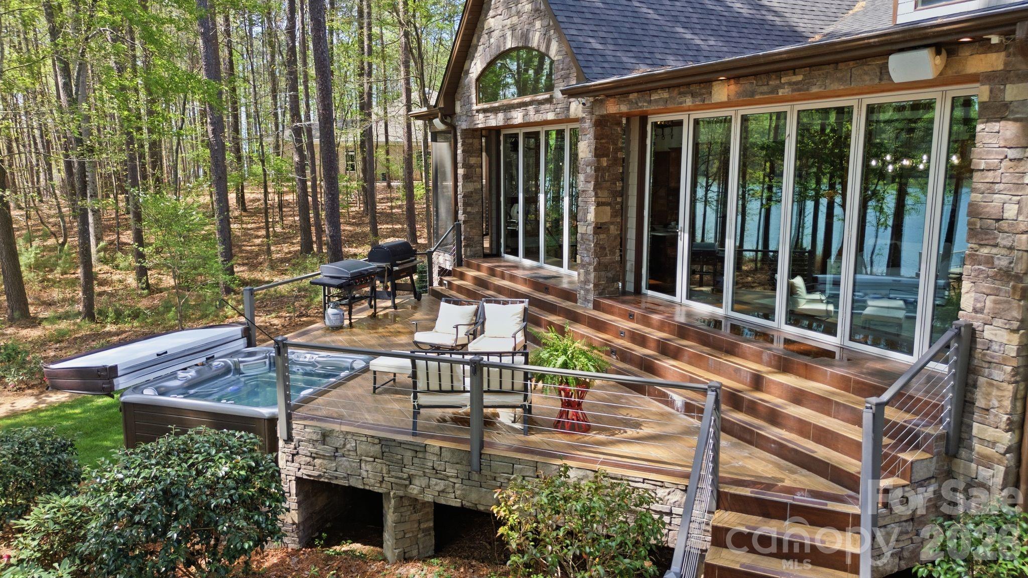 Sunset Pointe - Residential