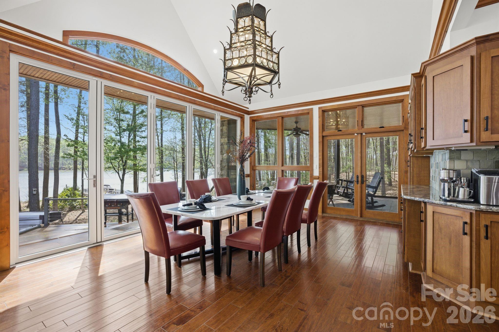 Sunset Pointe - Residential