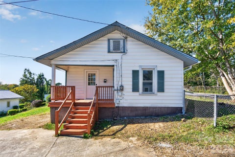 Photo of 611 Center Street, Lenoir, NC 28645 (MLS # 4436576)