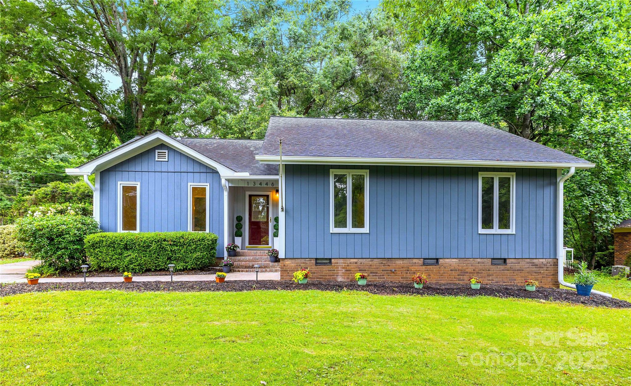 13446 Idlefield Lane