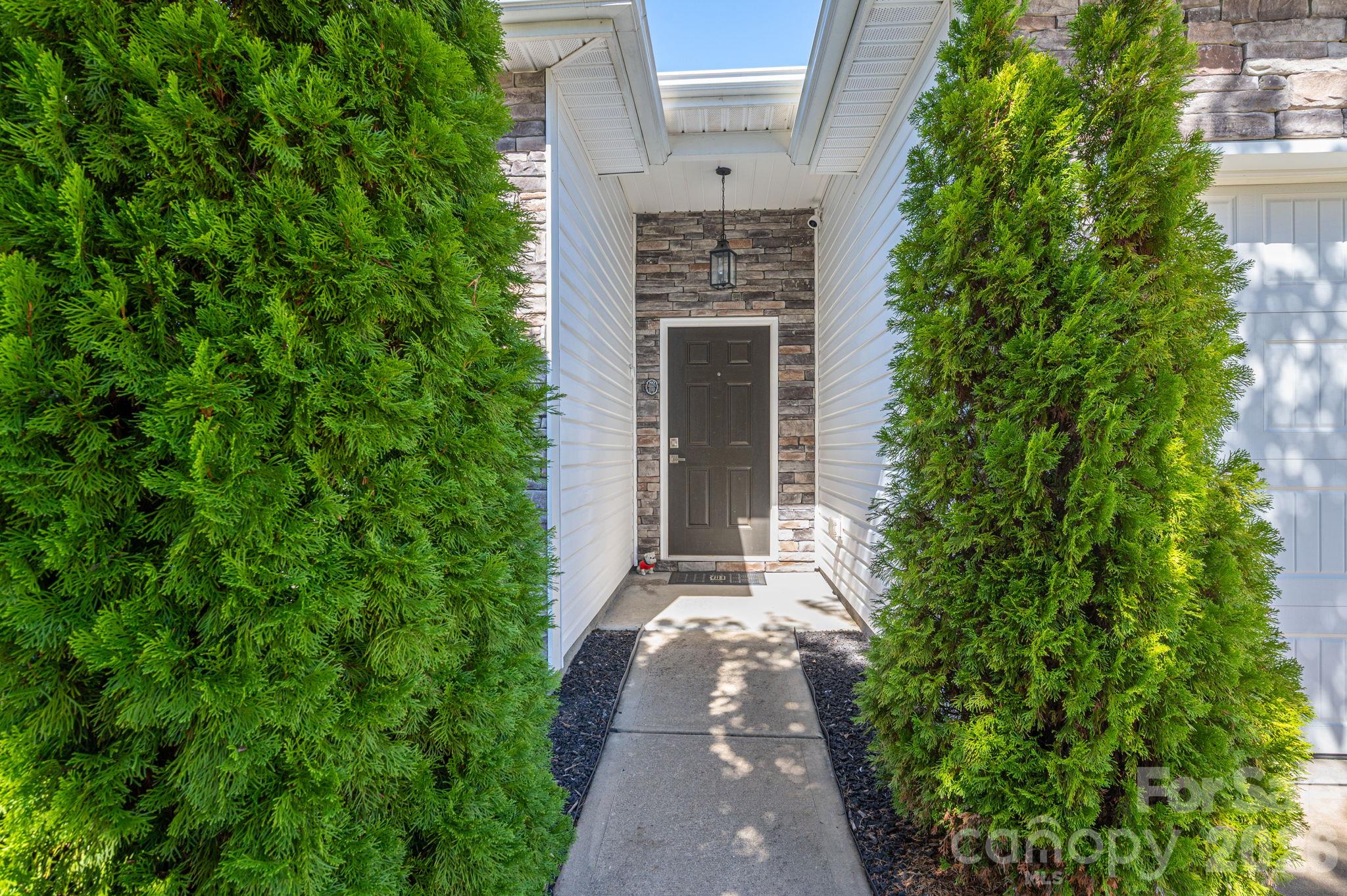 9012 Avery Meadows Drive