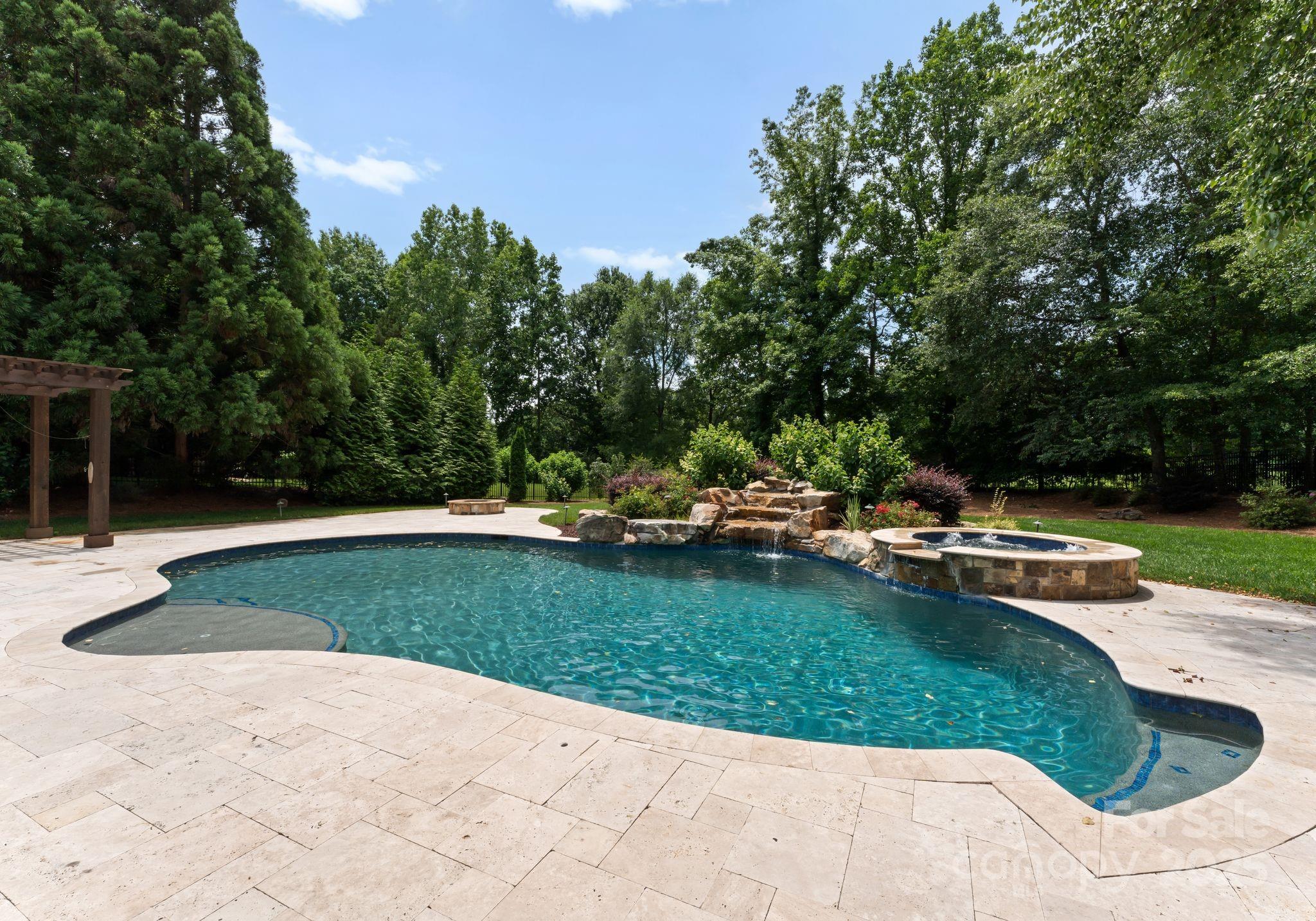 Firethorne - Residential