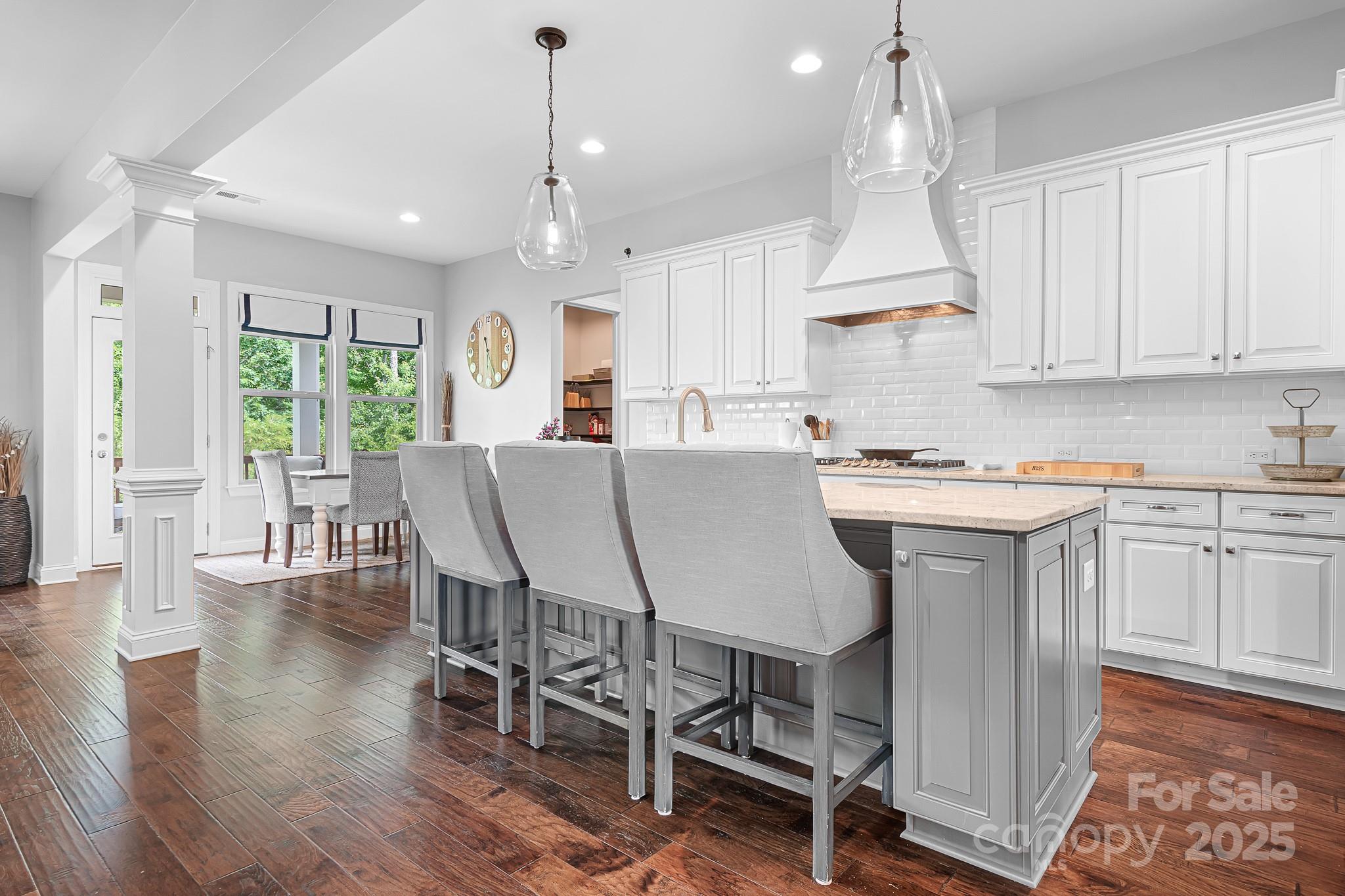 10911 Skymont Drive