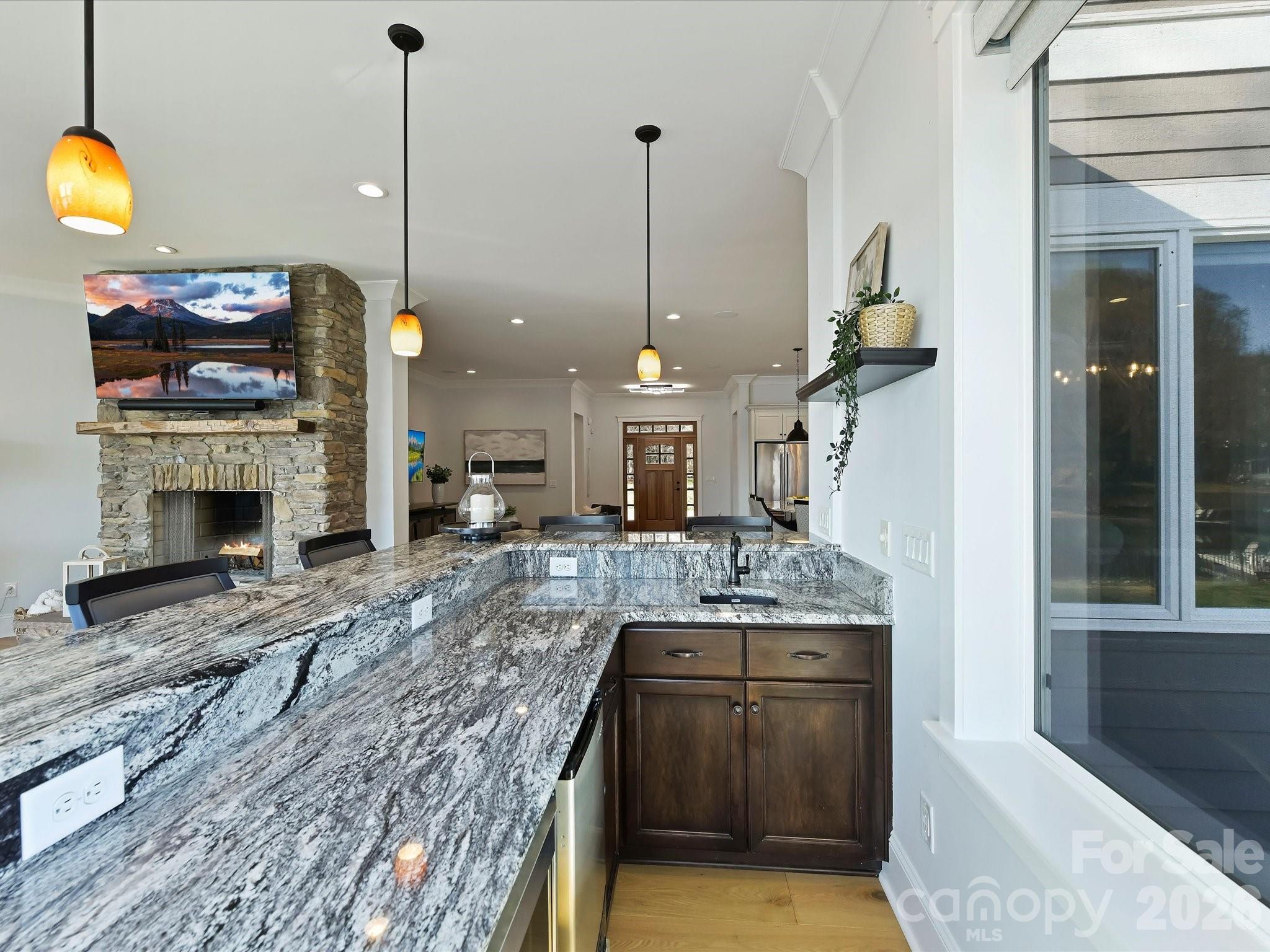 Point Largo - Residential