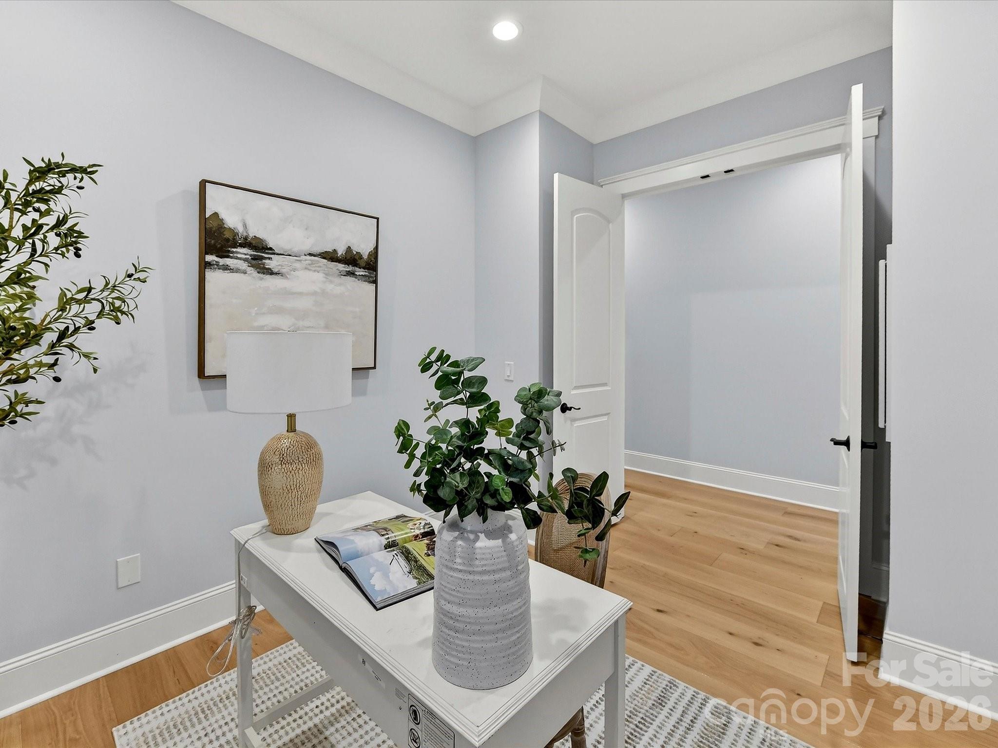 Point Largo - Residential