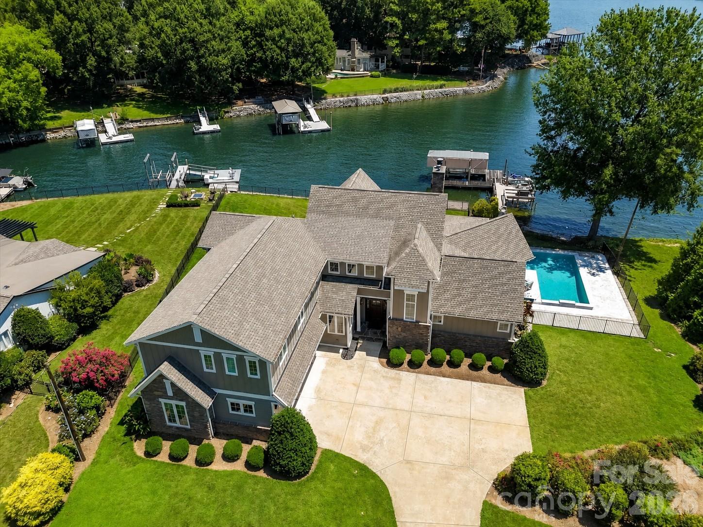 18014 Whispering Oaks Drive