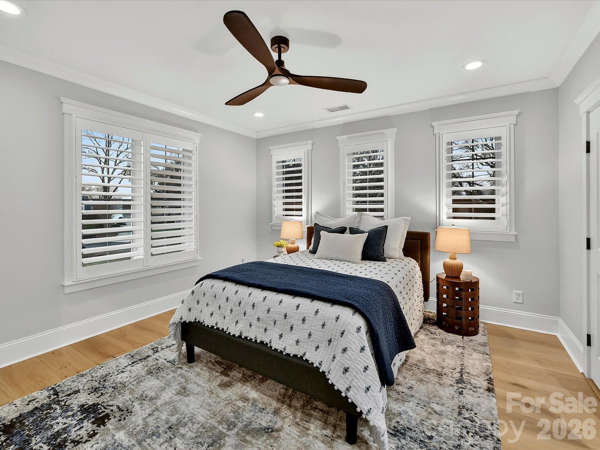 Point Largo - Residential