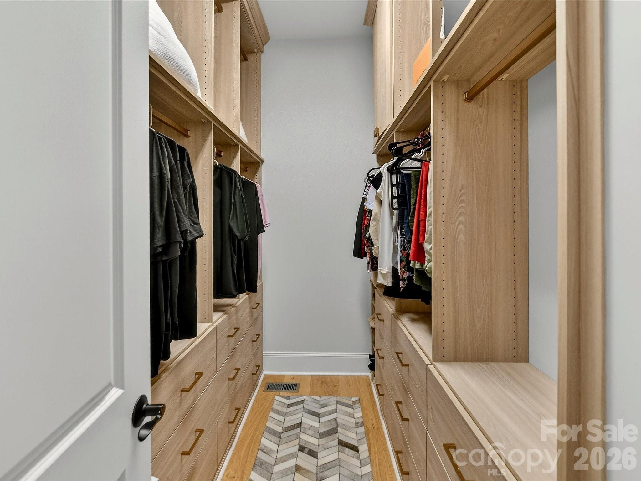 Point Largo - Residential