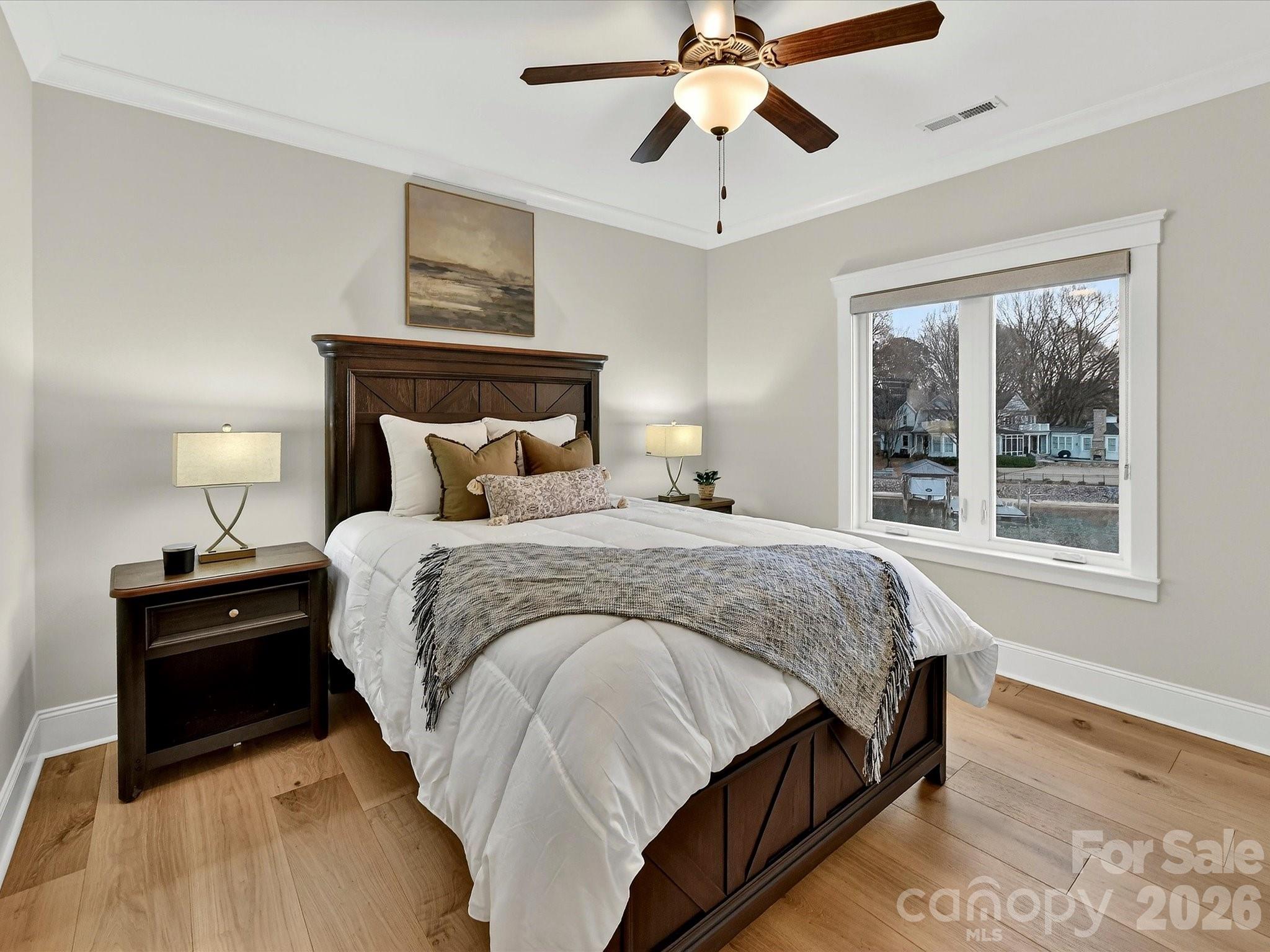 Point Largo - Residential