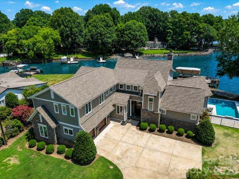 Photo of 18014 Whispering Oaks Drive, Cornelius, NC 28031 (MLS # 4356897)