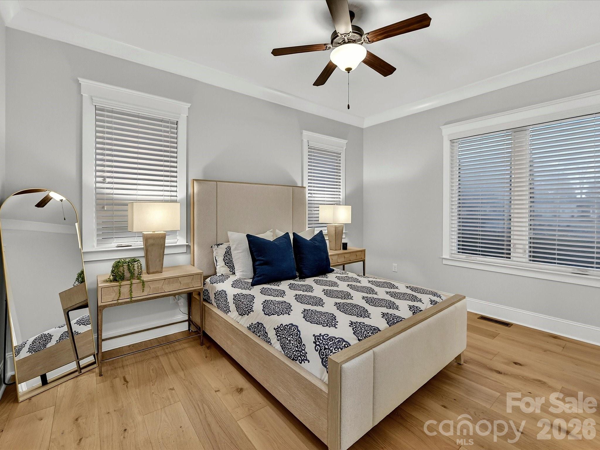 Point Largo - Residential