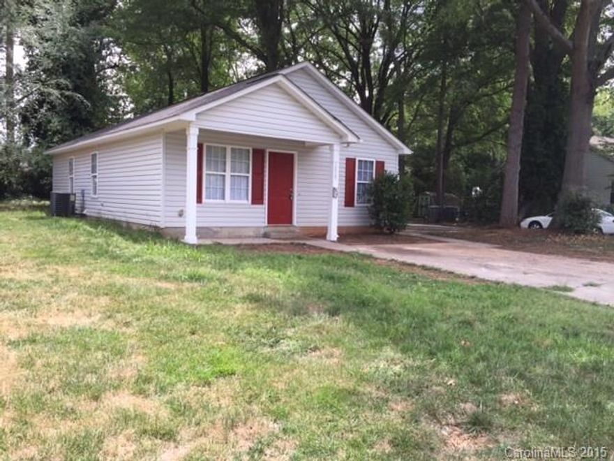 Completely remodeled home with new carpet, hardwood, vinyl. New kitchen cabinets and countertops, new bathroom vanities, faucets, and toilets. New blinds throughout and AC unit and water heater are only 3 years old. A great single family home as well as a great investment home