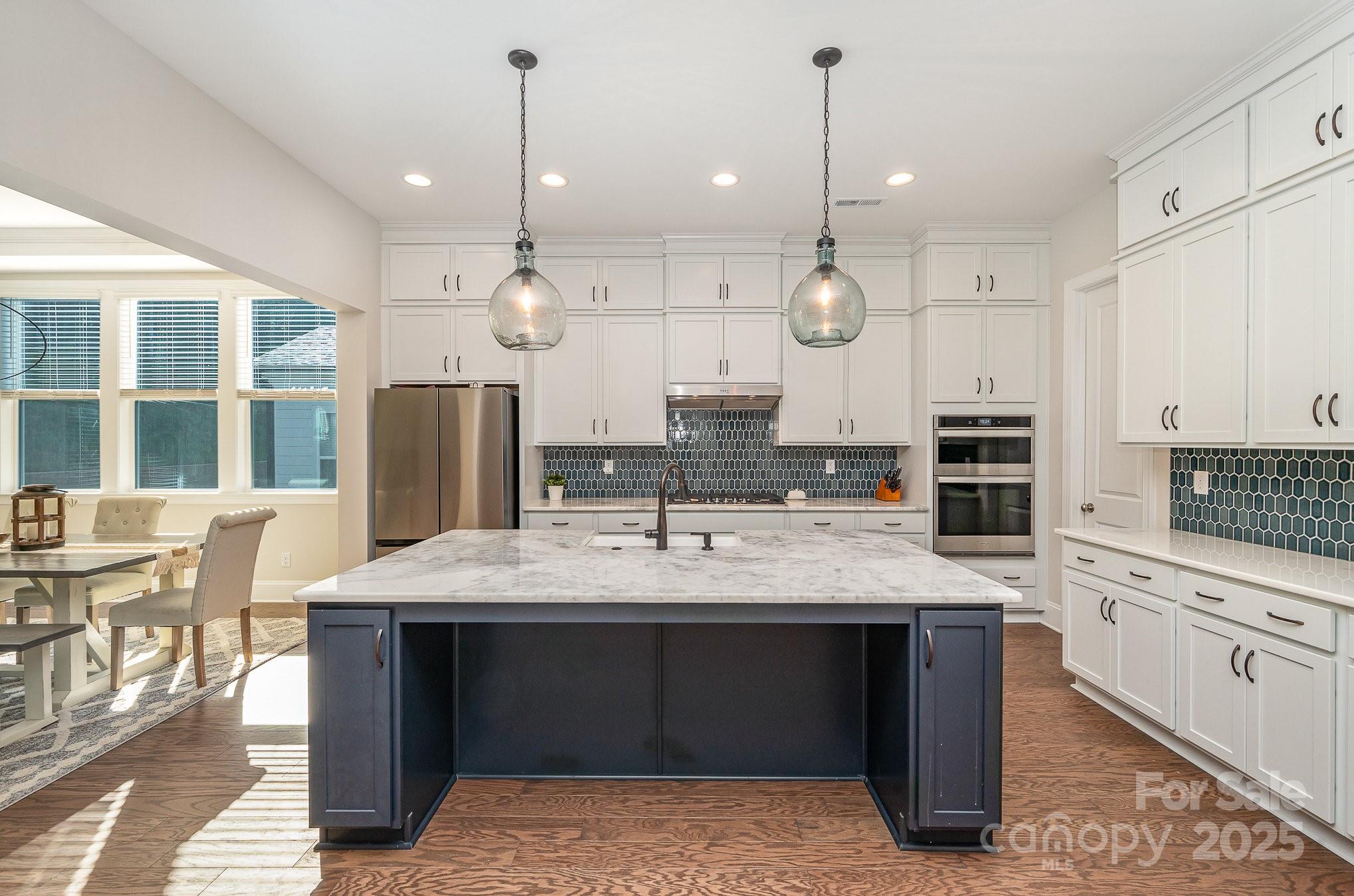 1390 Cedardale Lane