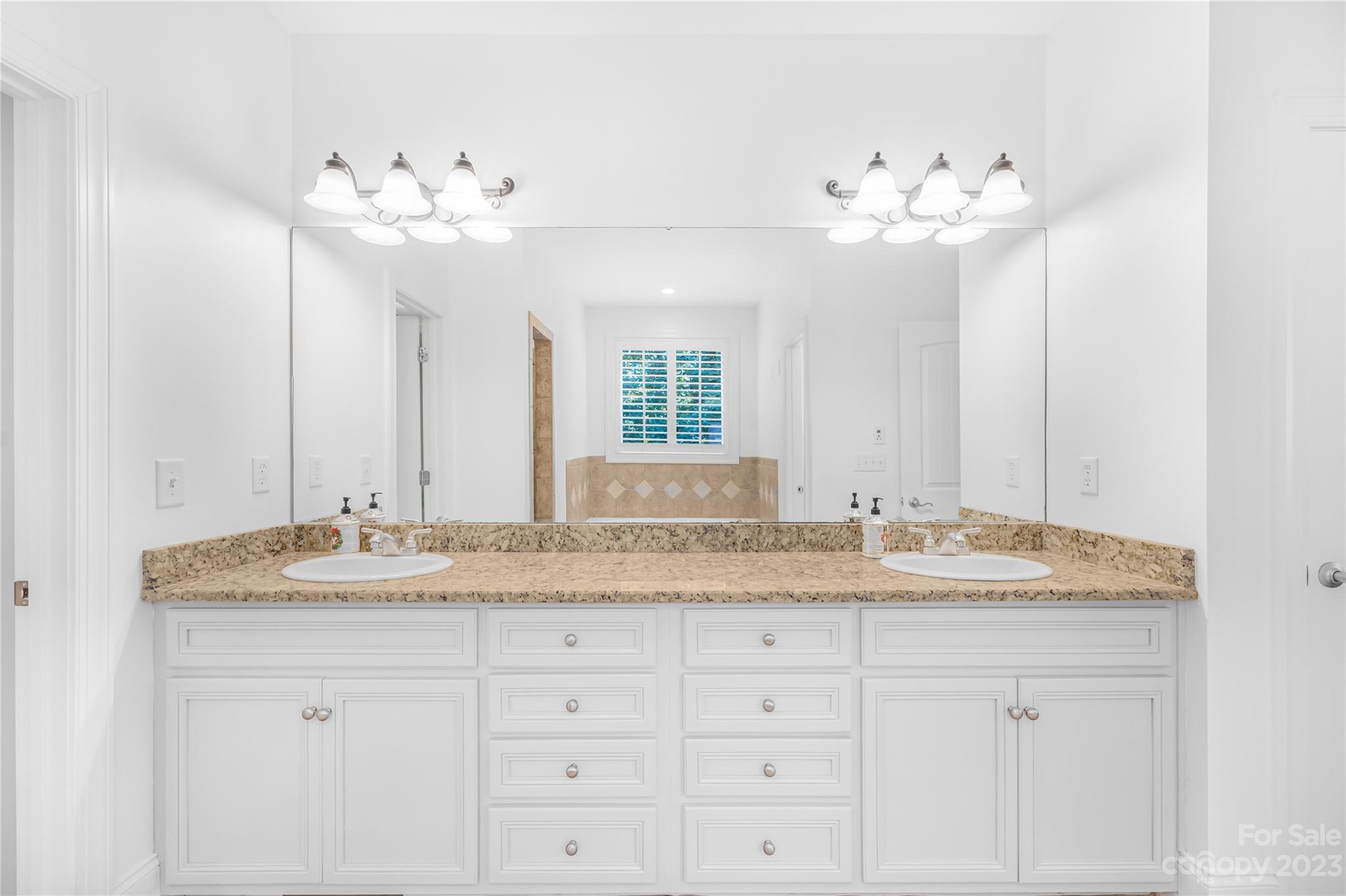 Watertree Landing - Residential