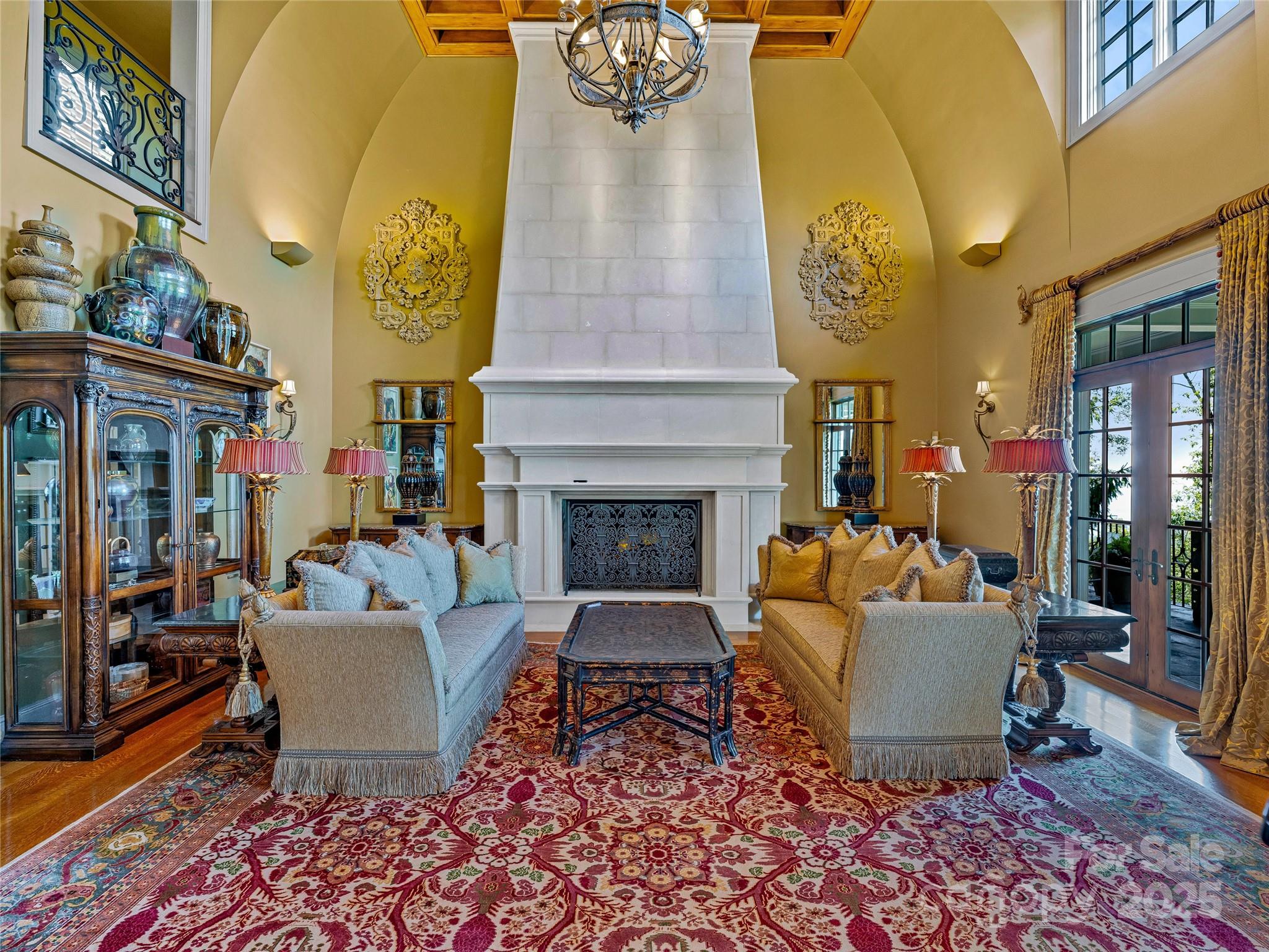 234 Skycliff Drive 3