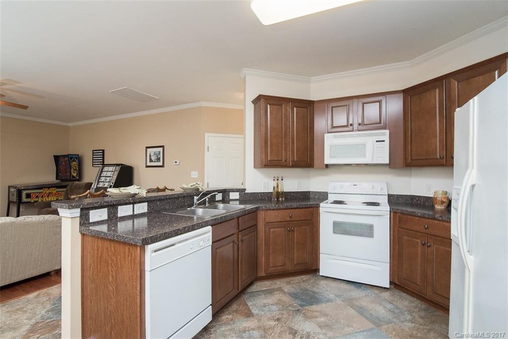 Rocky River Crossing - Residential