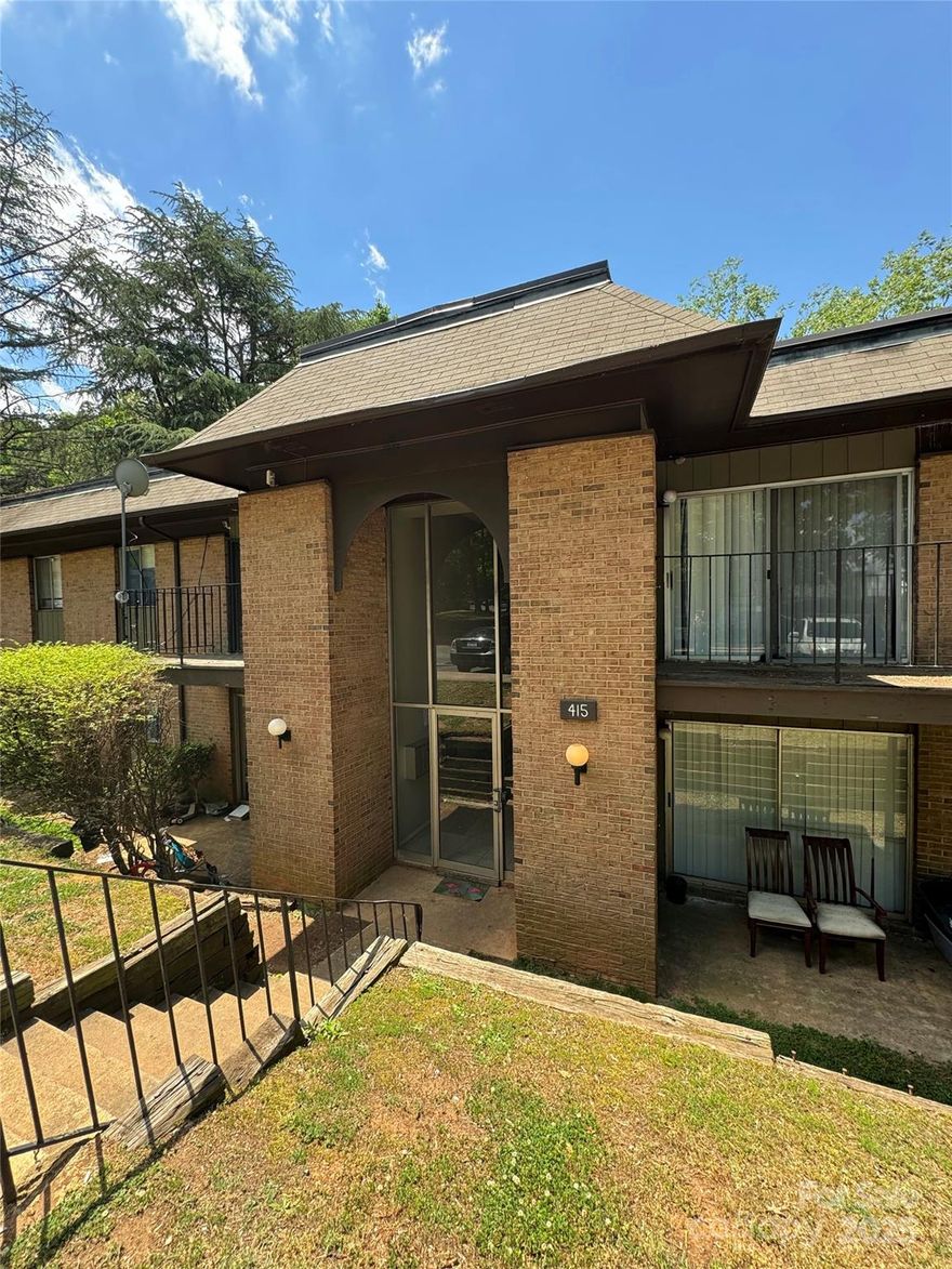 INVESTORS! Looking to expand or start your portfolio Here is a condo that you don't want to miss! This 2 bedroom, 1 bathroom condo is located less than 20 minutes from Uptown Charlotte and 10 minutes from UNCC. This is a first floor condo with an open floor plan. Currently lease is through 8/31/2025 at $1,200/month. Don't miss this opportunity! **Owners are also selling units 415-8 and 417-6, a rare chance to own 3 units in one complex!