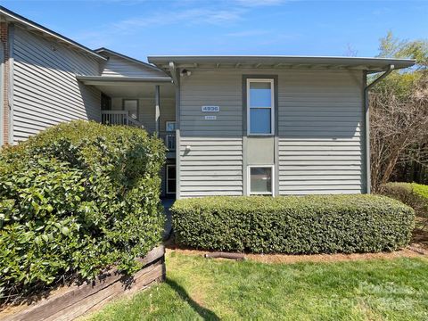 Photo of 4936 Sardis Road #B, Charlotte, NC 28270 (MLS # 4238790)