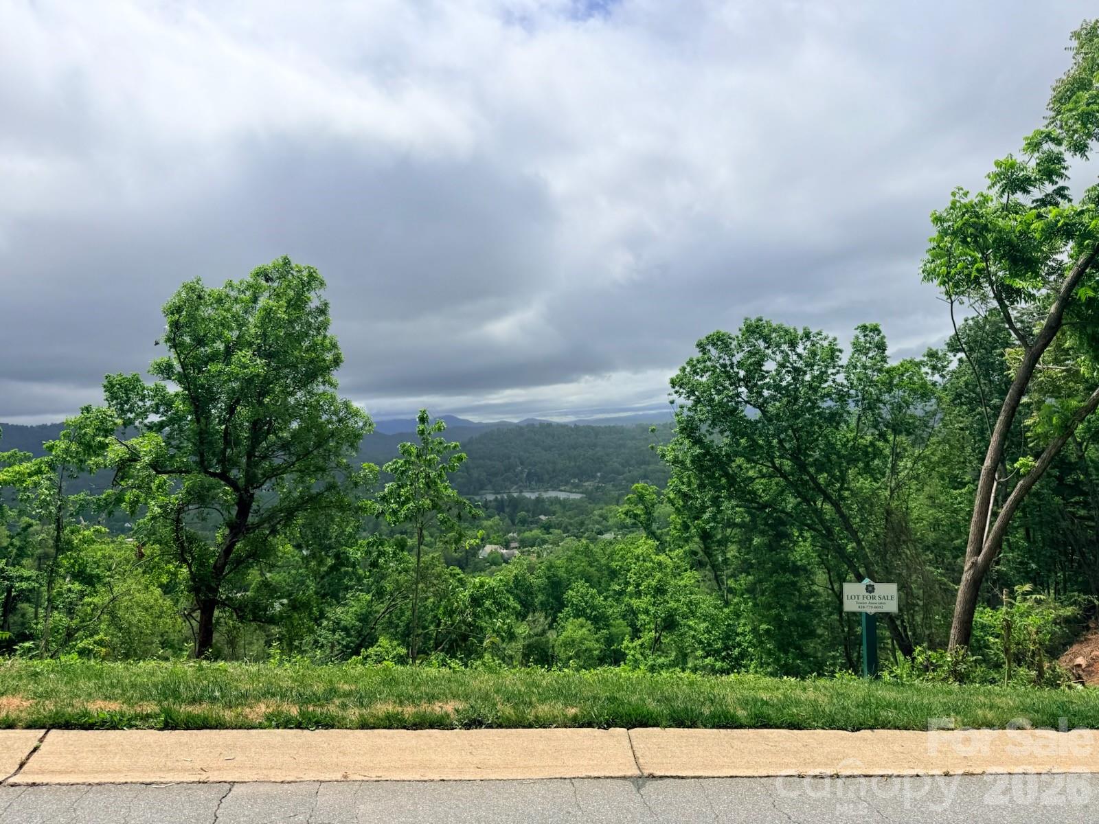 Reynolds Mountain - Land