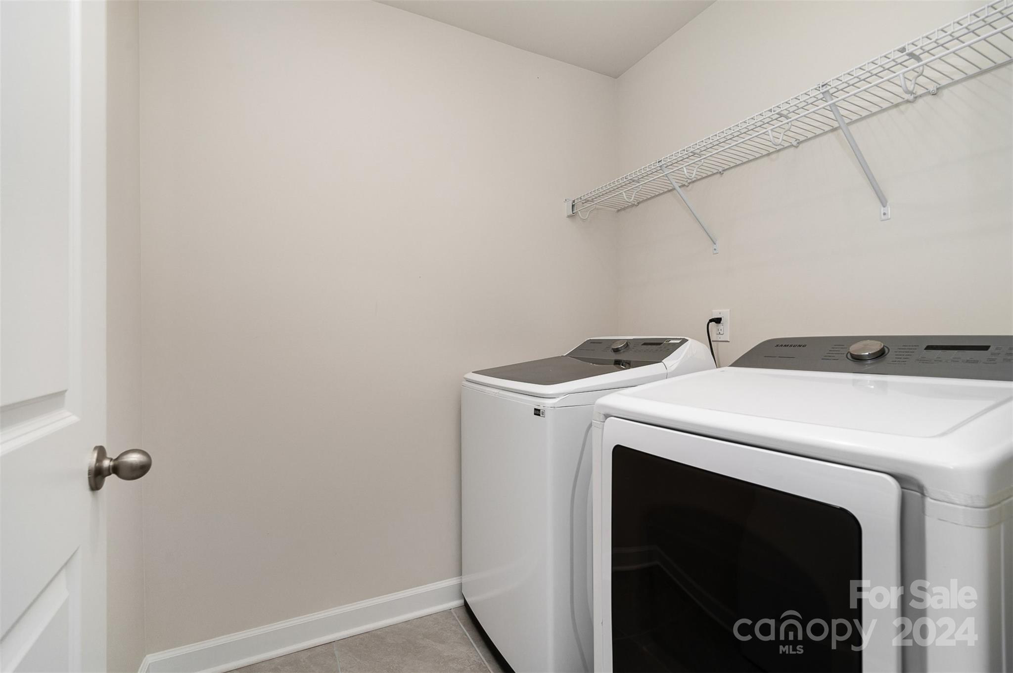 Anniston Chase - Residential