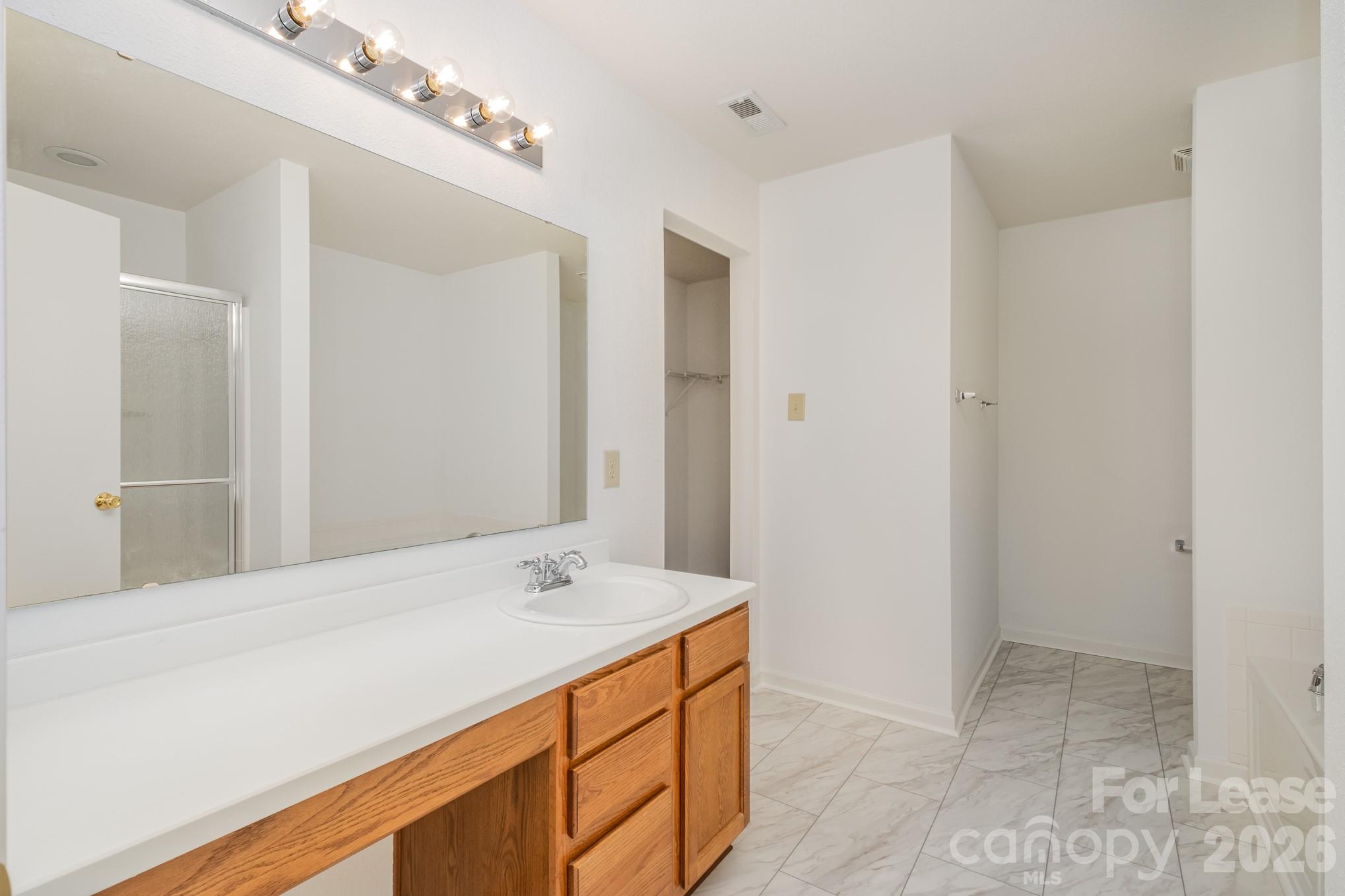 Hartwell - Residential Lease