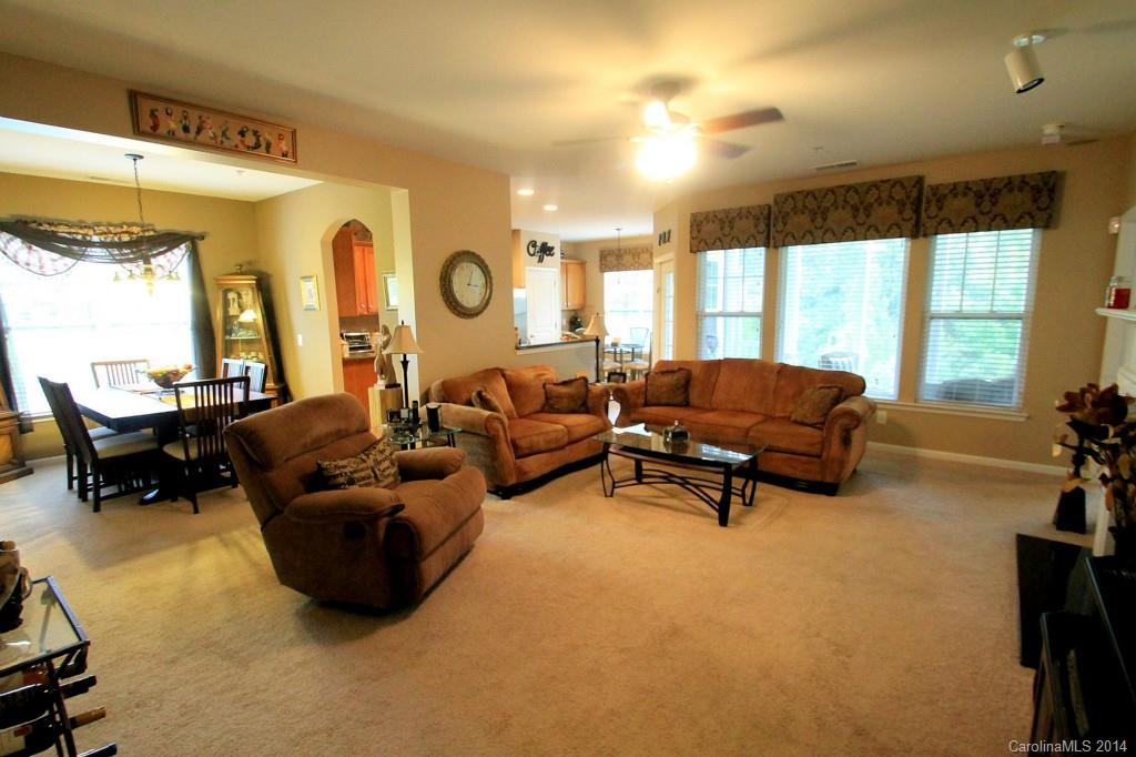 Sun City Carolina Lakes - Residential