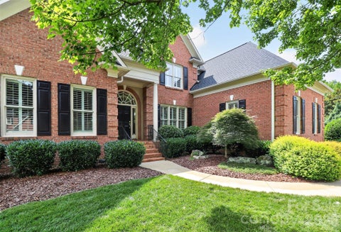 Photo of 6907 Meadow Run Lane, Charlotte, NC 28277 (MLS # 4396037)