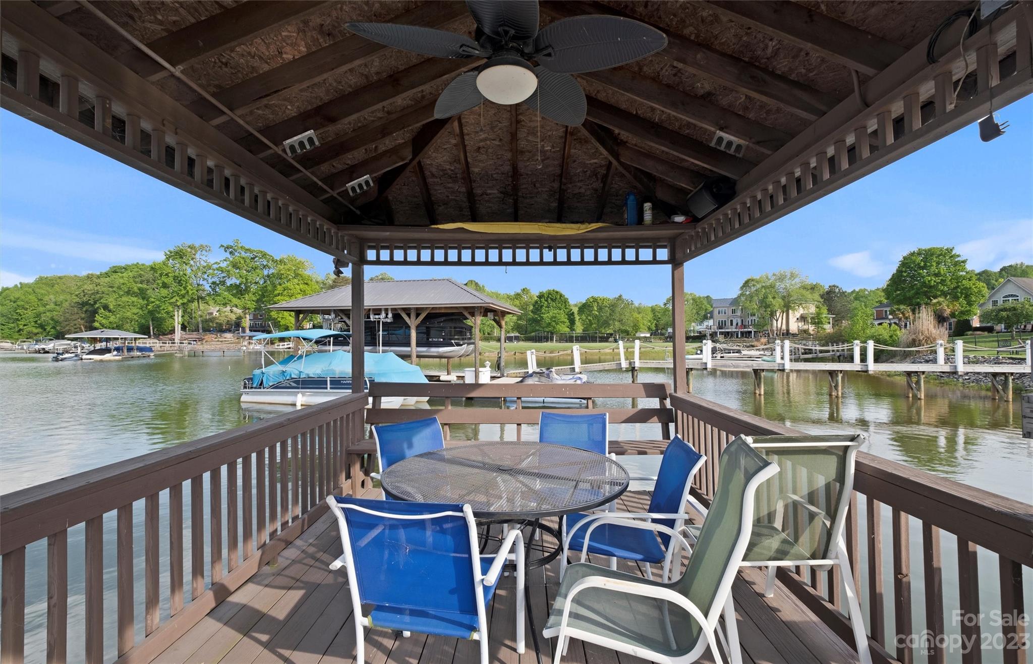 Morrison Cove - Residential