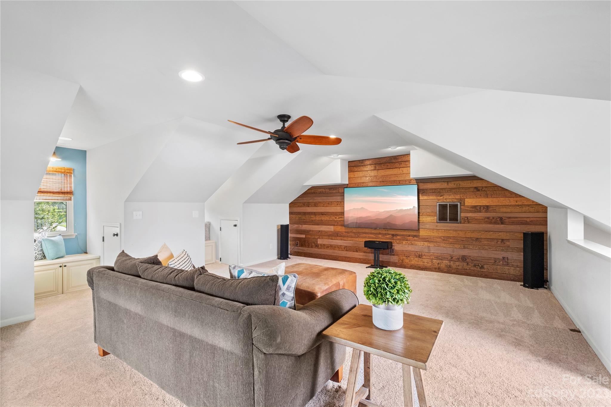 Morrison Cove - Residential