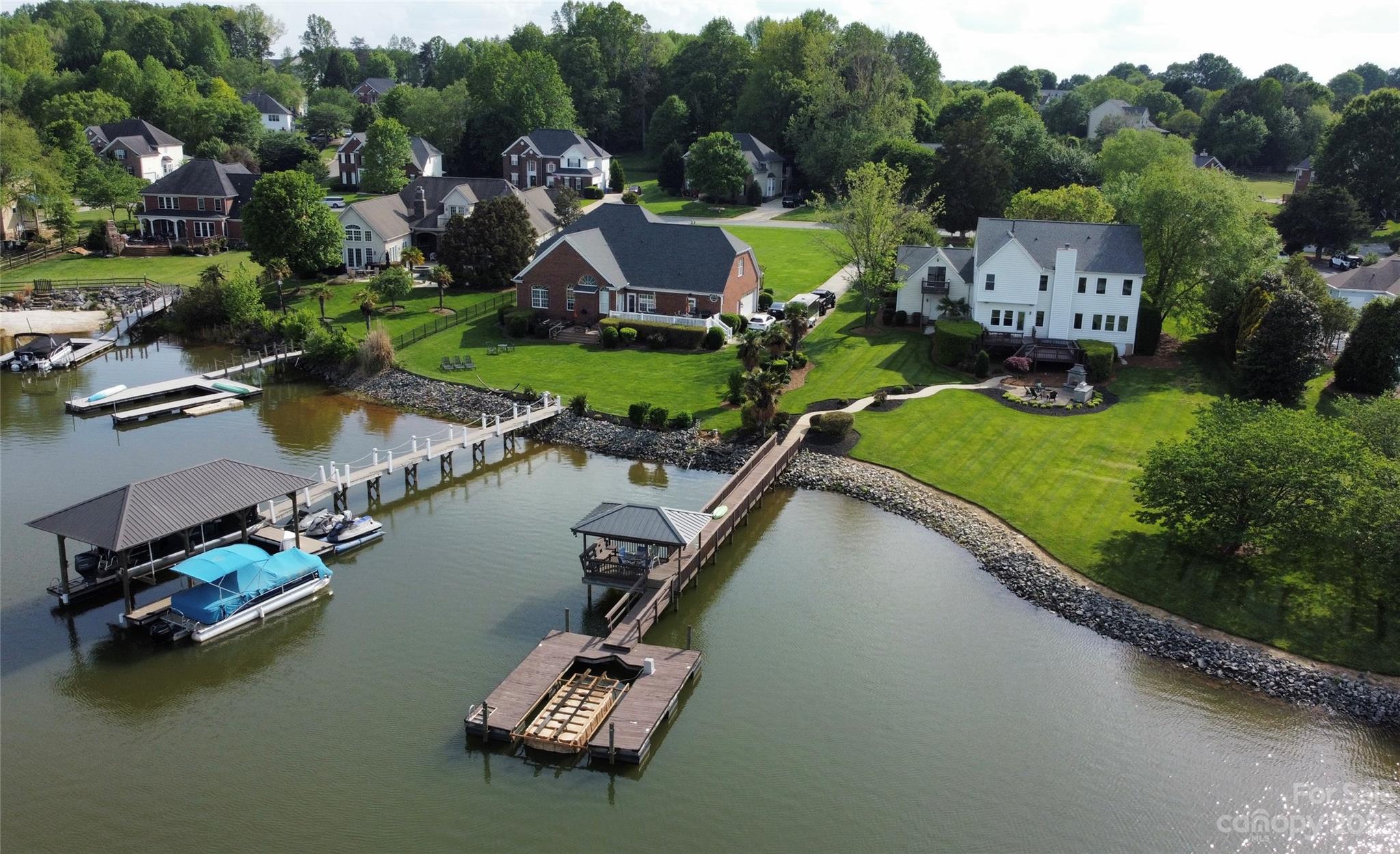 Morrison Cove - Residential