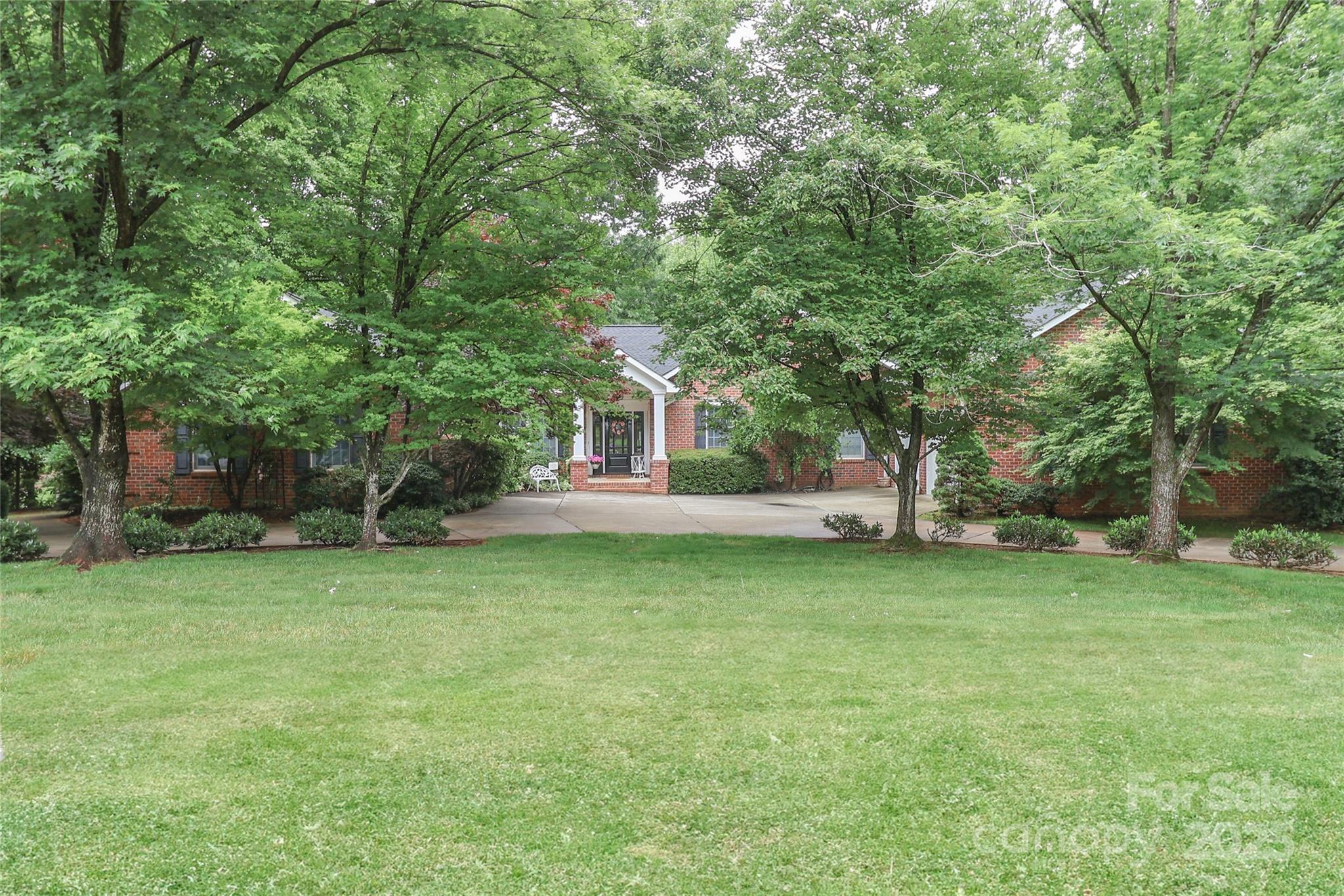 625 Saint Andrews Road