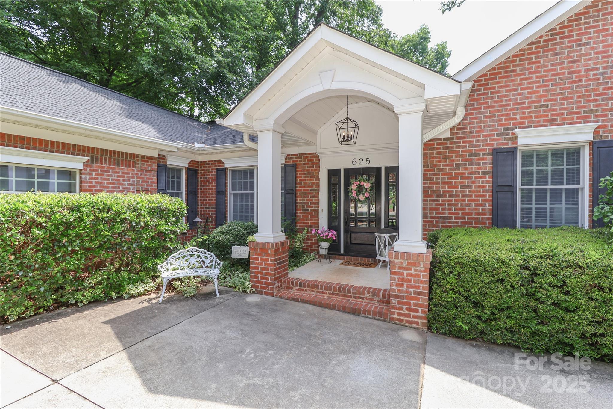 625 Saint Andrews Road