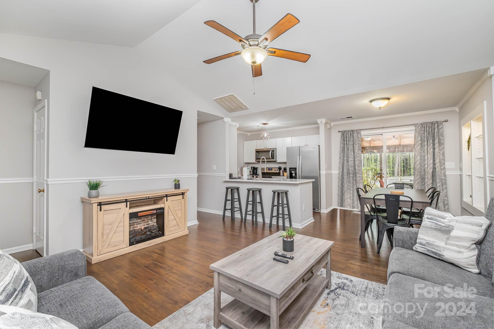 Ivy Meadows - Residential