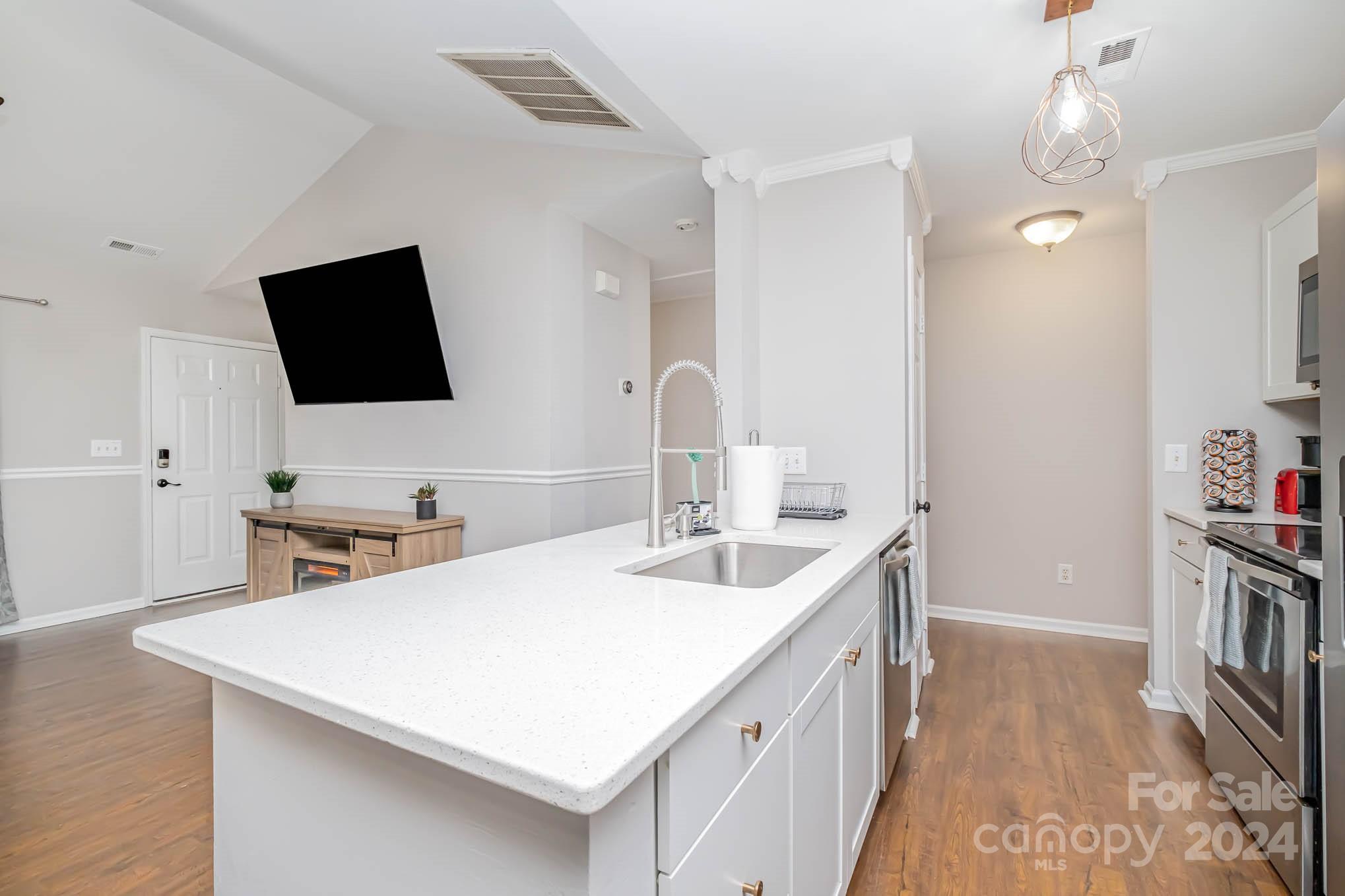 Ivy Meadows - Residential