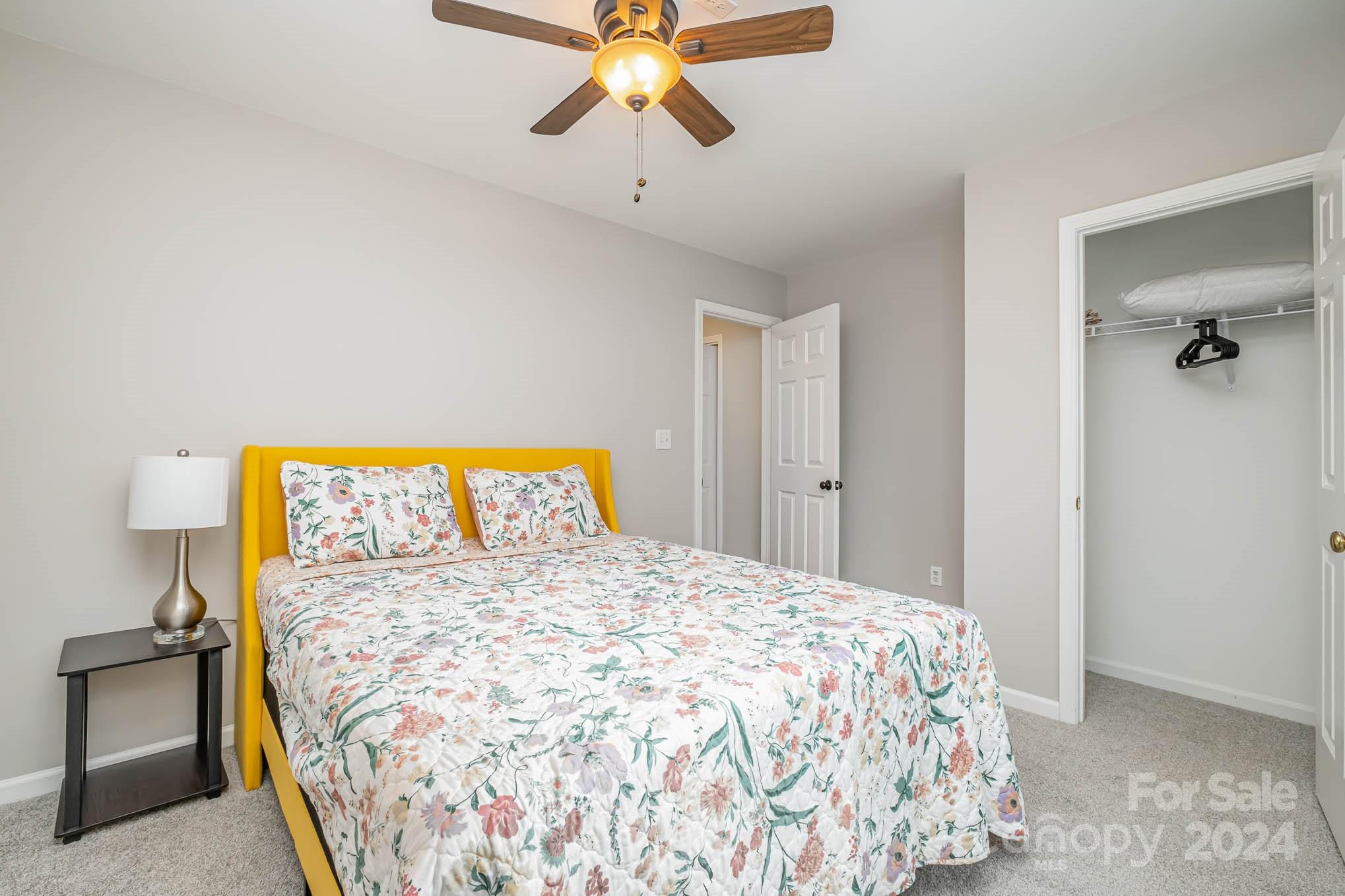 Ivy Meadows - Residential
