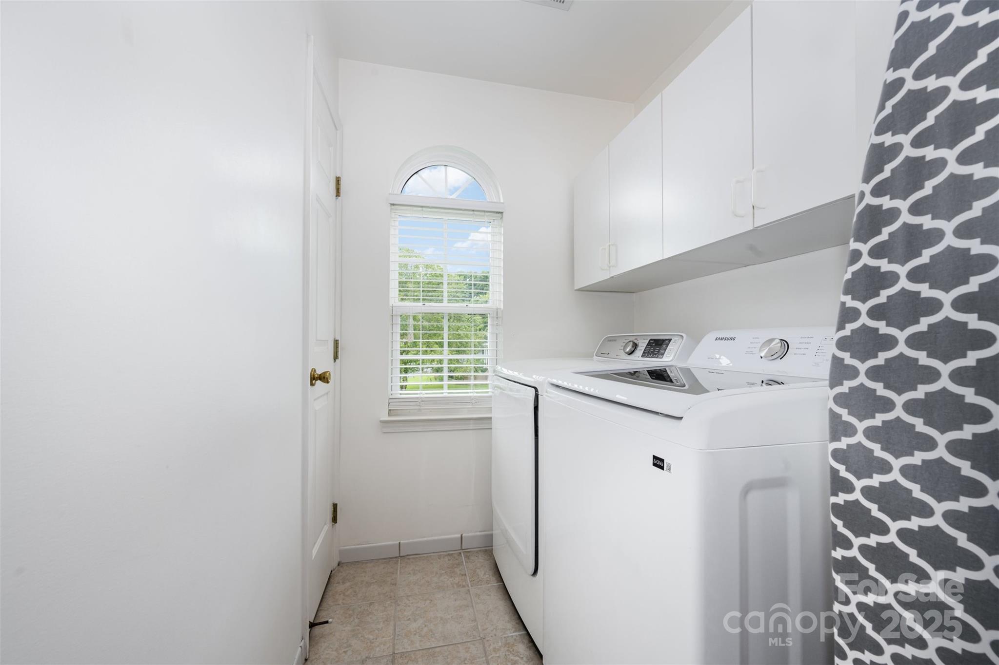 Brandon Oaks - Residential