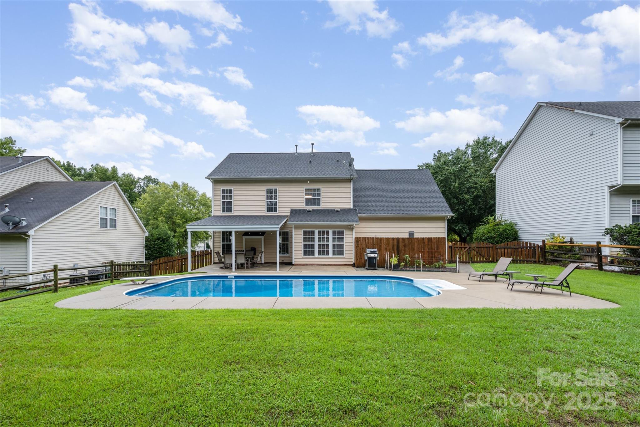 Brandon Oaks - Residential