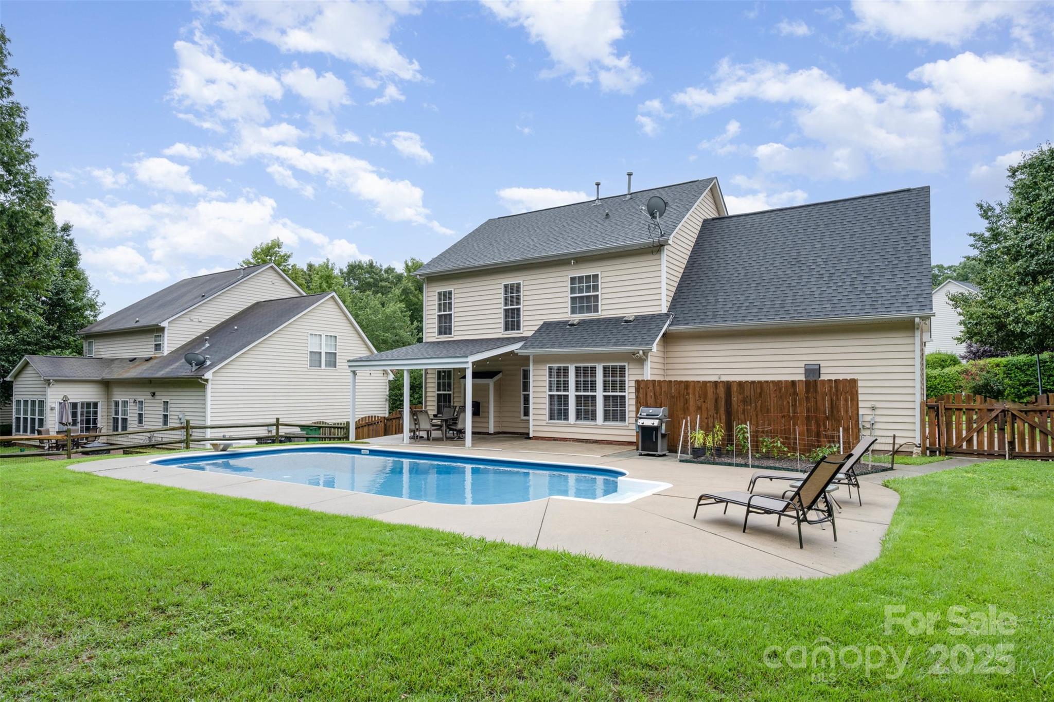 Brandon Oaks - Residential