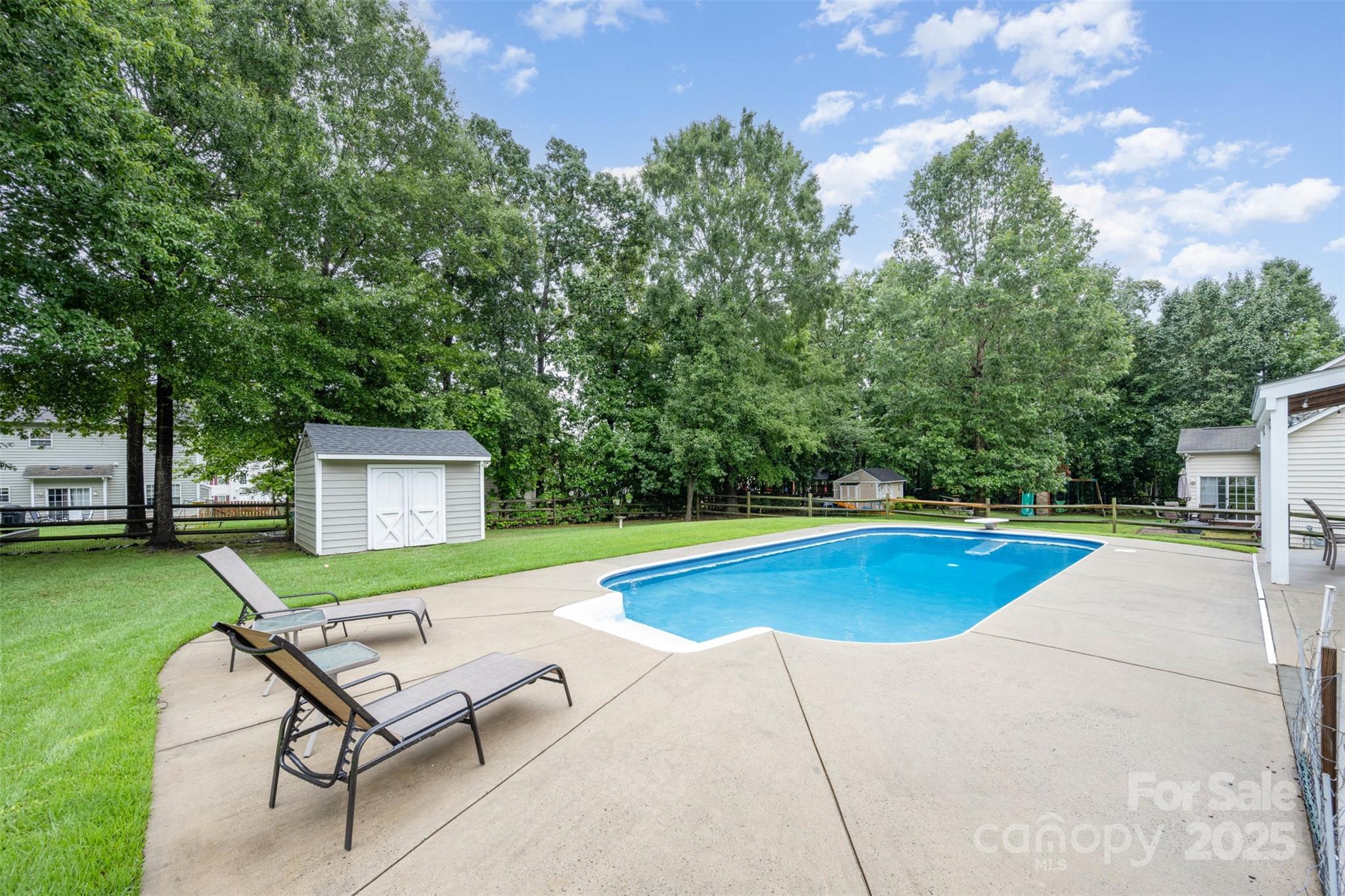 Brandon Oaks - Residential