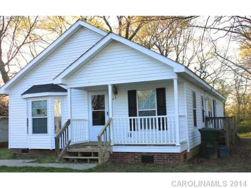 Too many updates to name. Beautiful ranch home with formal dining room, eat-in kitchen with a bay window. Kitchen has a pantry, ceramic tile and new counter tops. Vaulted ceiling in large master bedroom and walk-in closet. Deluxe master bath with separate garden tub and shower. Large laundry room and two large bedrooms.