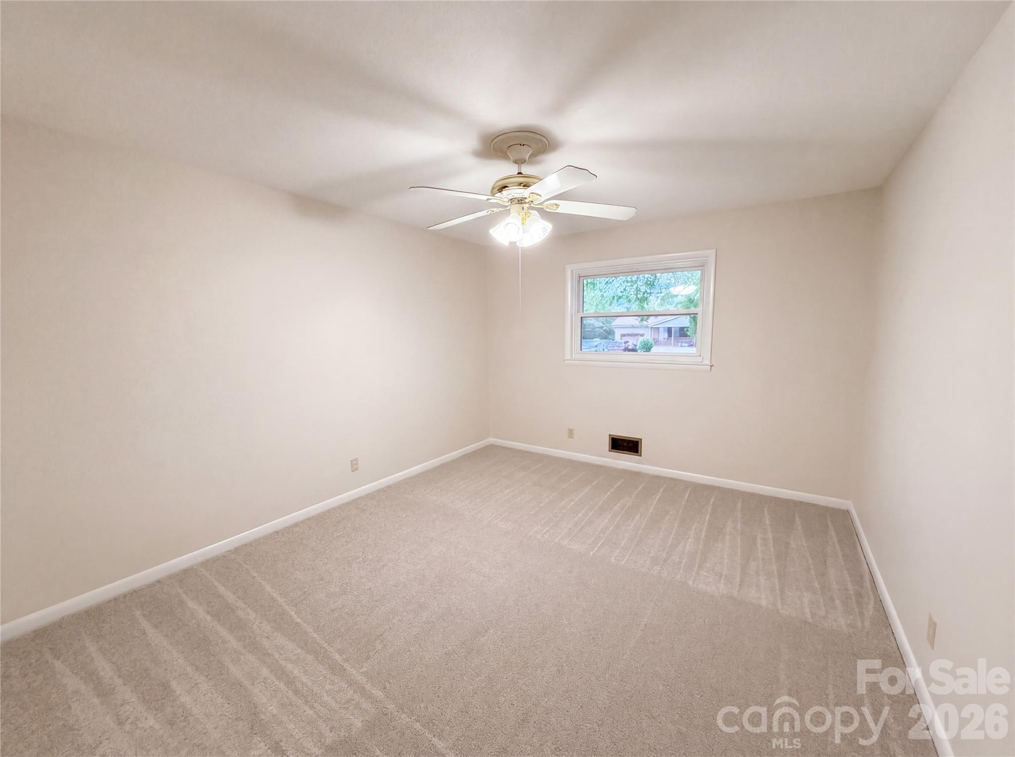 128 Greenview Drive