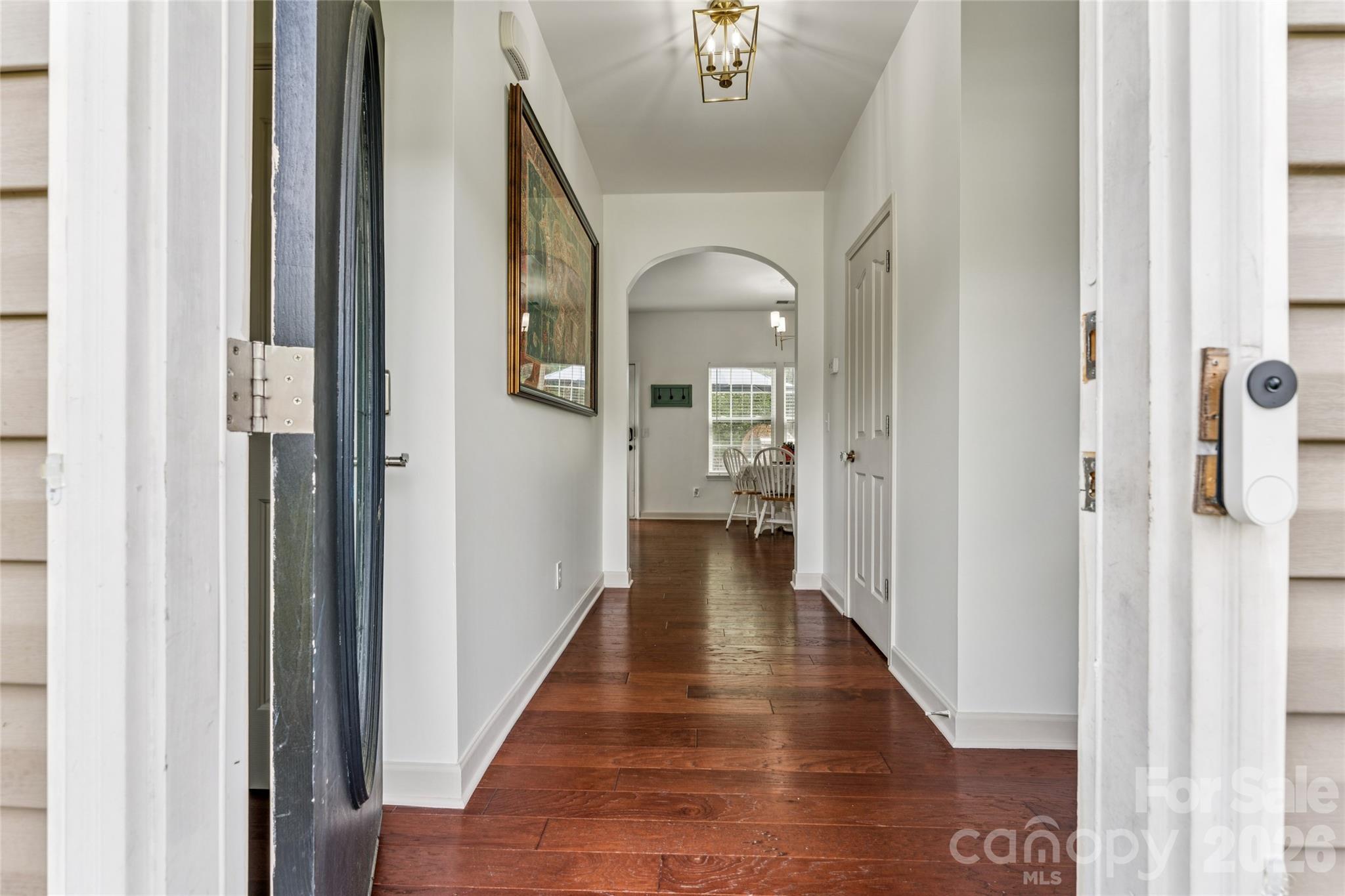 1042 Arrowhead Drive SE