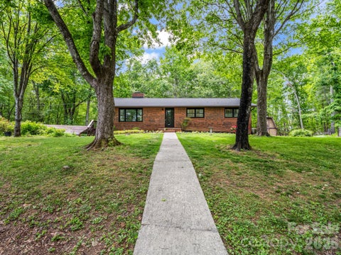 Photo of 92 Greenwood Acres Drive, Mills River, NC 28759 (MLS # 4436621)