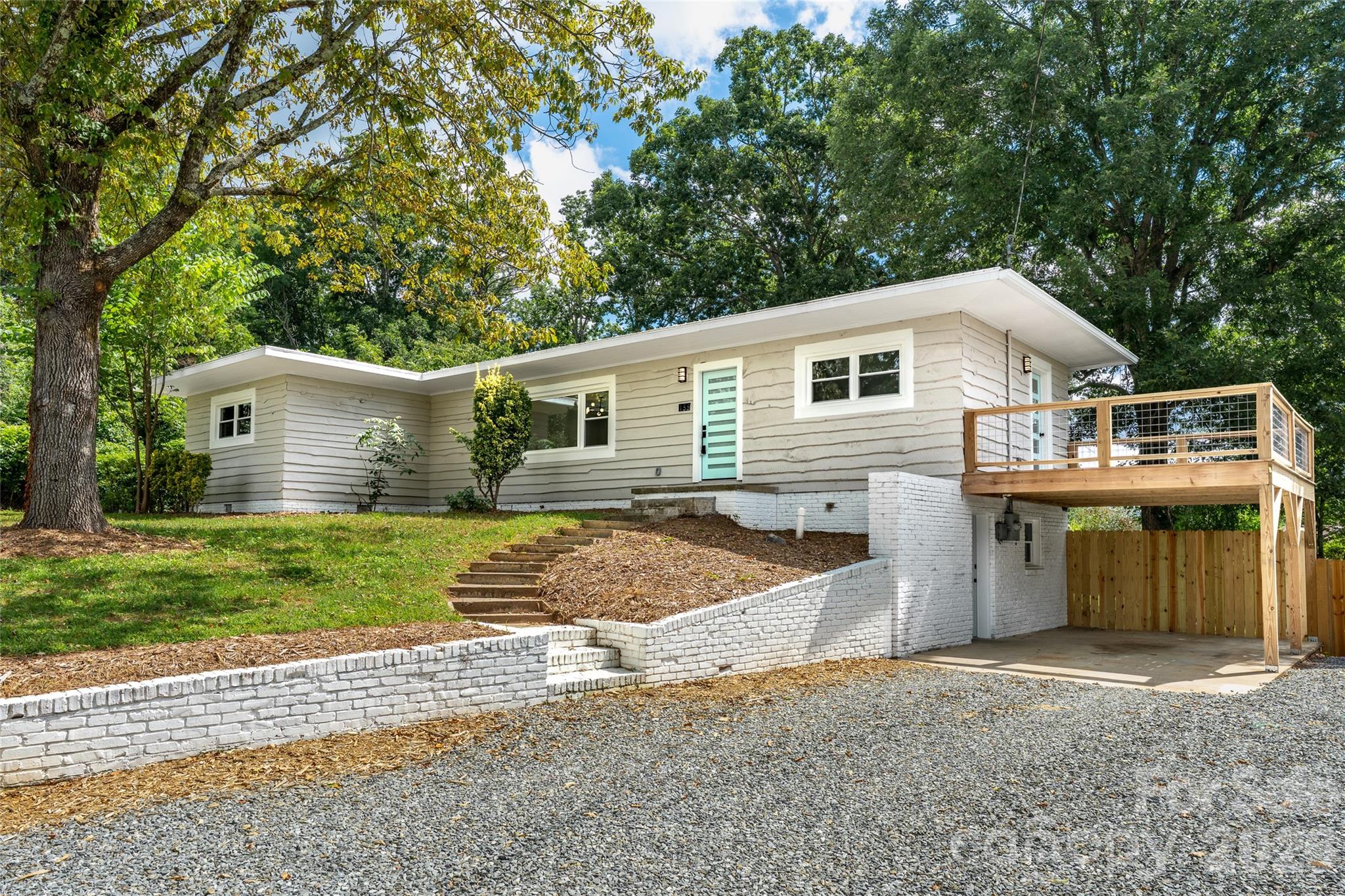 155 Oak Terrace