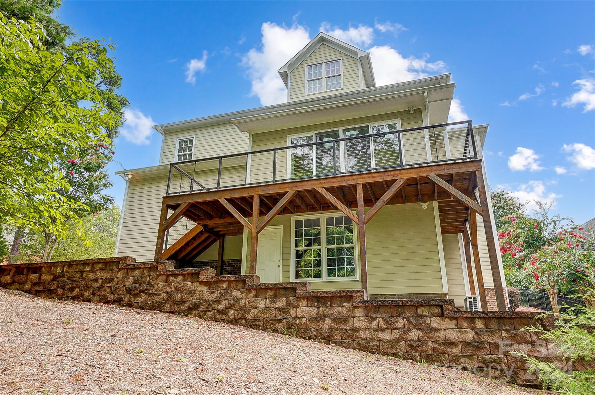 Lake Shore - Residential