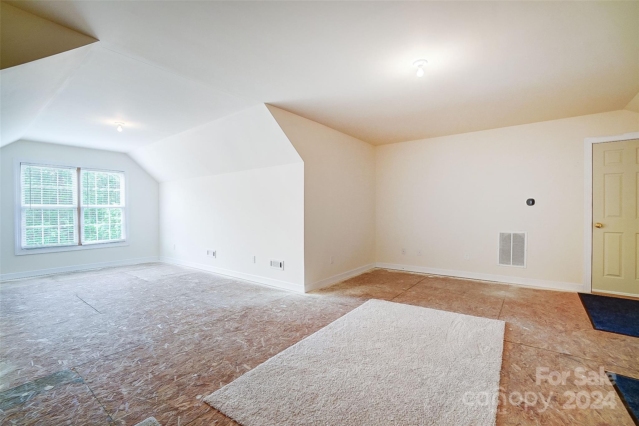 Lake Shore - Residential